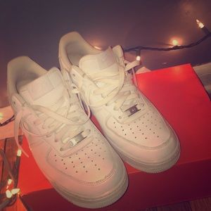 NIKE Air Force 1’s